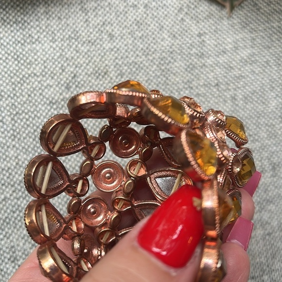 ✨ Y2K Vintage Rose Gold and Rhinestone Stretchy Bracelet ✨ - Picture 9 of 17